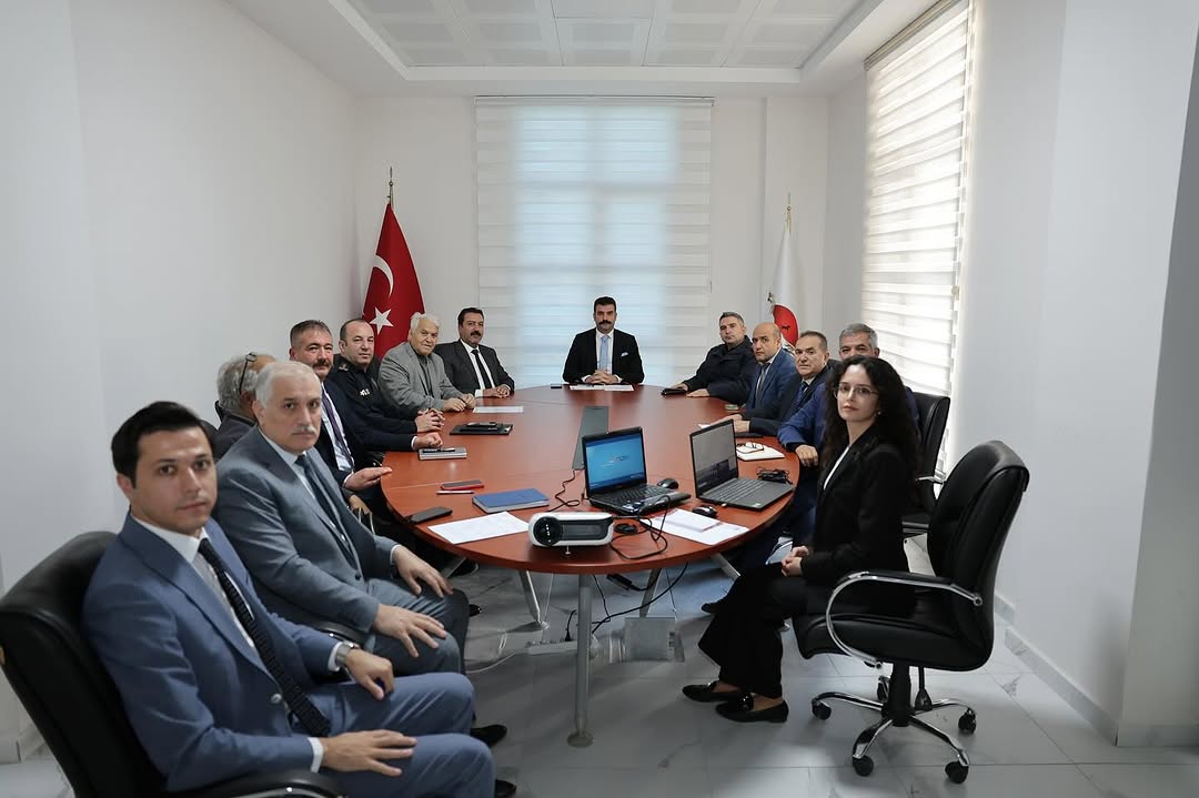 Sandıklı Kaymakamlığı Çocuk Koruma İlçe Koordinasyon Kurulu Toplantısı Düzenledi