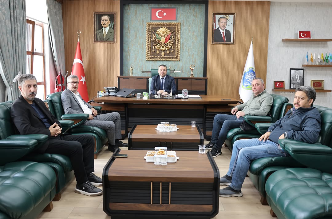 Sandıklı Bilim ve Sanat Merkezi Müdürü Belediye Başkanı Adnan Öztaş'ı Ziyaret Etti