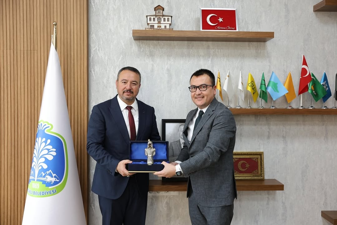 Sandıklı Belediye Başkanı Adnan Öztaş'a Anlamlı Ziyaret