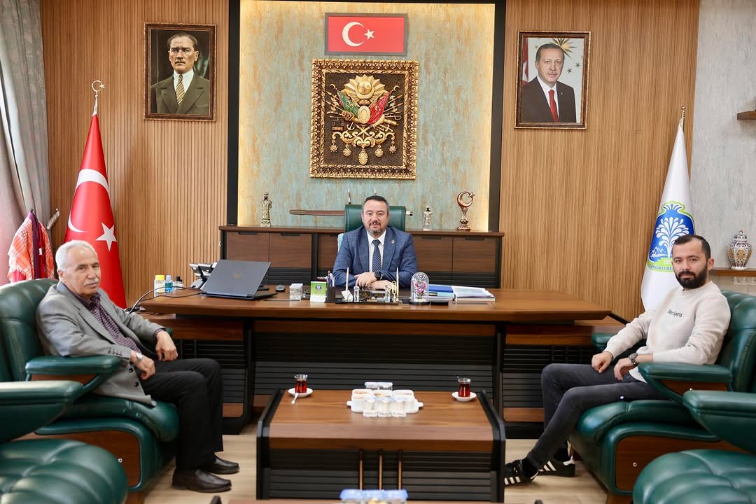 Taşıyıcılar Kooperatifi Başkanı Ahmet Erdem’den Belediye Başkanımız Adnan Öztaş’a Ziyaret