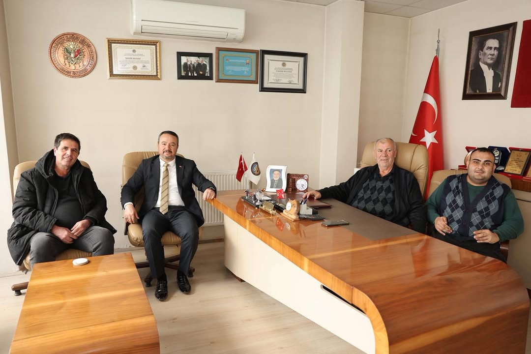 Sandıklı Belediye Başkanı, Esnaf ve Sanatkârlar Kredi ve Kefalet Kooperatifi Başkanı'nı Ziyaret Etti