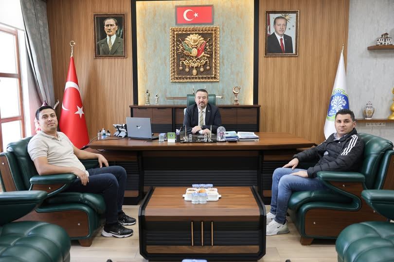 Eğitim Kurumlarından Sandıklı Belediye Başkanı Adnan Öztaş’a Ziyaret