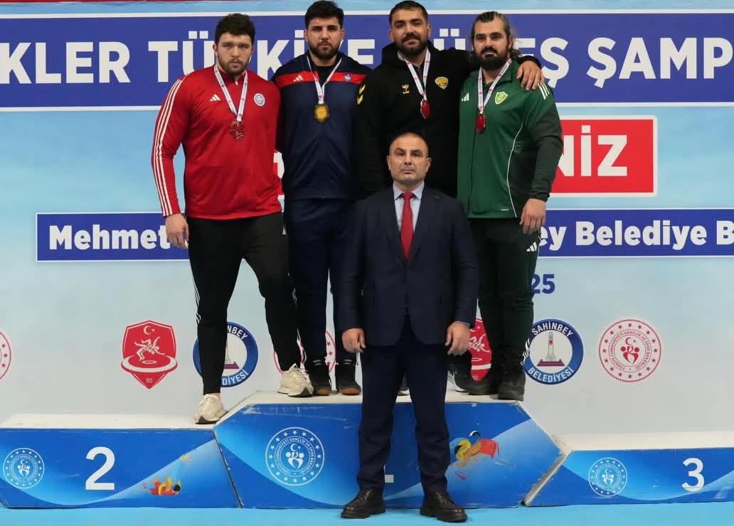 Grekoromen Güreş 130 Kg’da Fatih Bozkurt’tan Altın Madalya