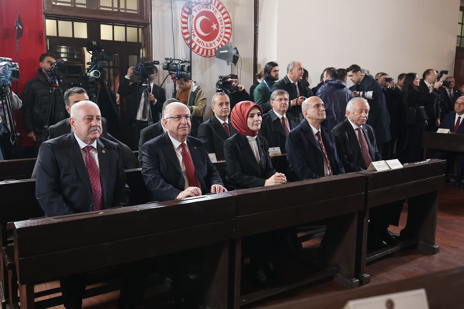 23 Nisan'da TBMM'de tören düzenlendi