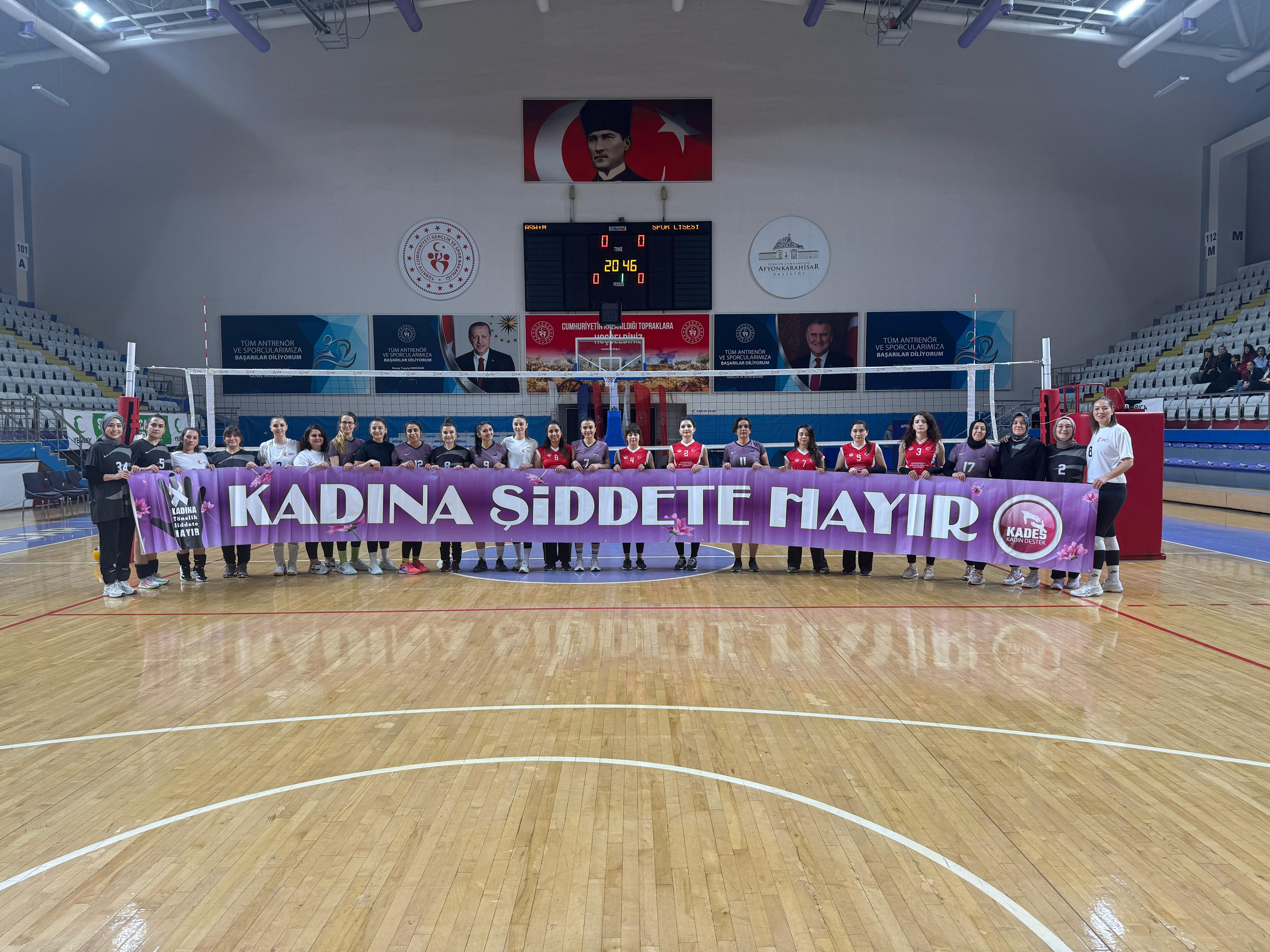 8 Mart Dünya Kadınlar Günü Voleybol Müsabakaları Tamamlandı