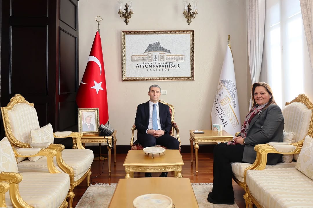 Afyonkarahisar Belediye Başkanı Burcu Köksal, Vali Dr. Naci Aktaş'a Hayırlı Olsun Ziyaretinde Bulundu