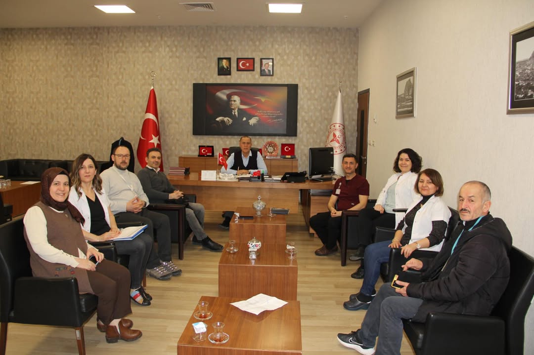 Afyonkarahisar Devlet Hastanesi Diyaliz Ünitesi 2025 Yılı Değerlendirme Toplantısı Hakkında Bilgi Verdi