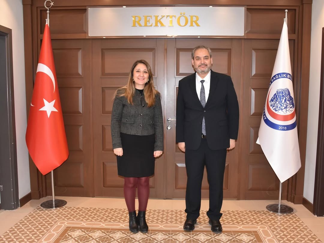 Afyonkarahisar Sağlık Bilimleri Üniversitesi Rektörü Prof. Dr. Adem Aslan, Baro Başkanı Av. Melahat İpek Yılmaz Göktürk'ü Kabul Etti
