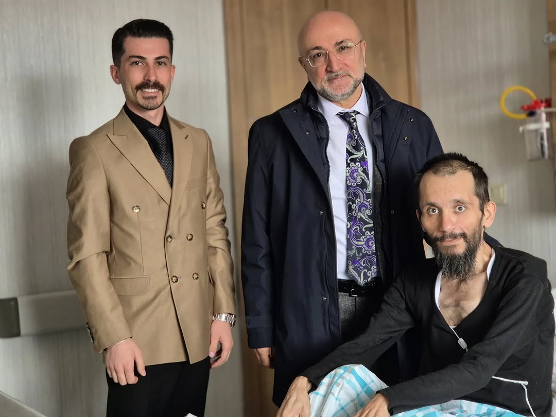 Ak Parti Afyonkarahisar İl Başkanı Av. Turgay Şahin, Mesai Arkadaşını Ziyaret Etti