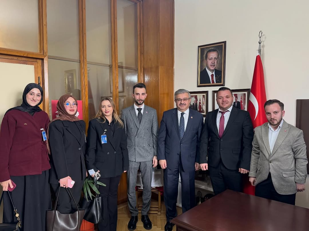 AK Parti Afyonkarahisar İl Gençlik Kolları Başkanı Mehmet Emin İntepe TBMM'de Misafir Edildi