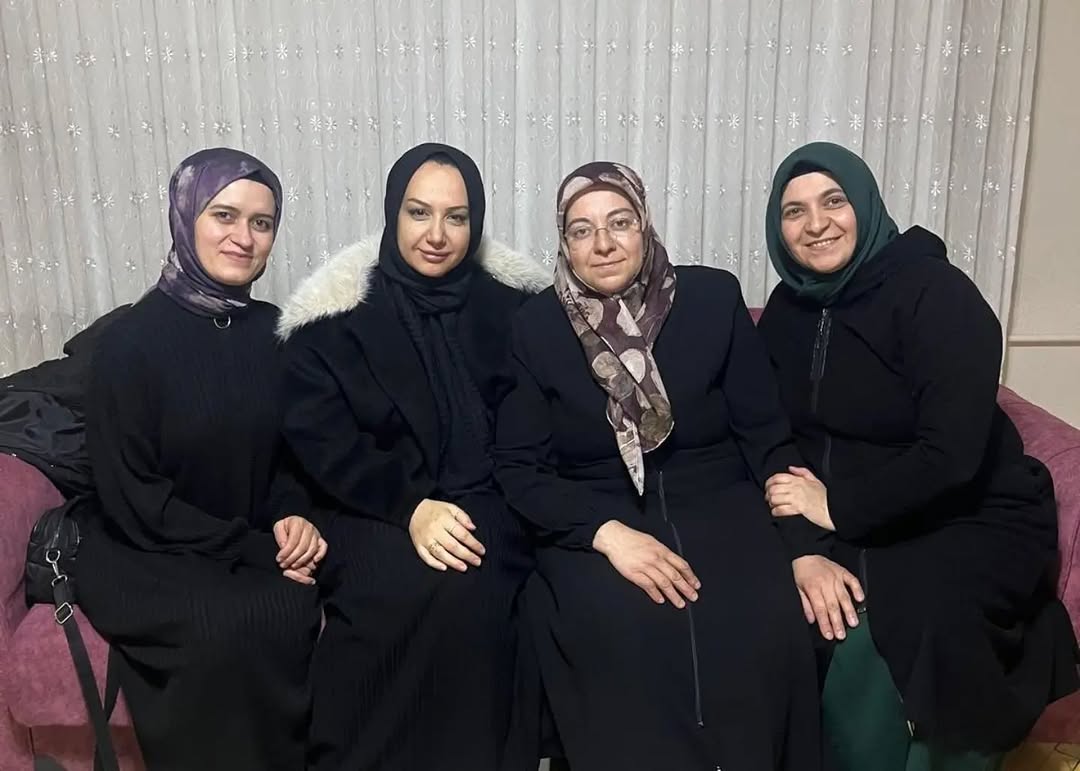 AK Parti Afyonkarahisar İl Kadın Kolları'ndan Yasemin May Hanım'a Ziyaret