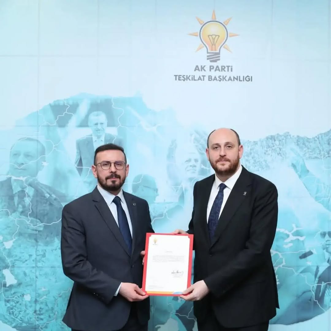 AK Parti Afyonkarahisar İl Kadın Kolları'ndan Yeni Göreve Atanan Halit Özdemir'e Destek