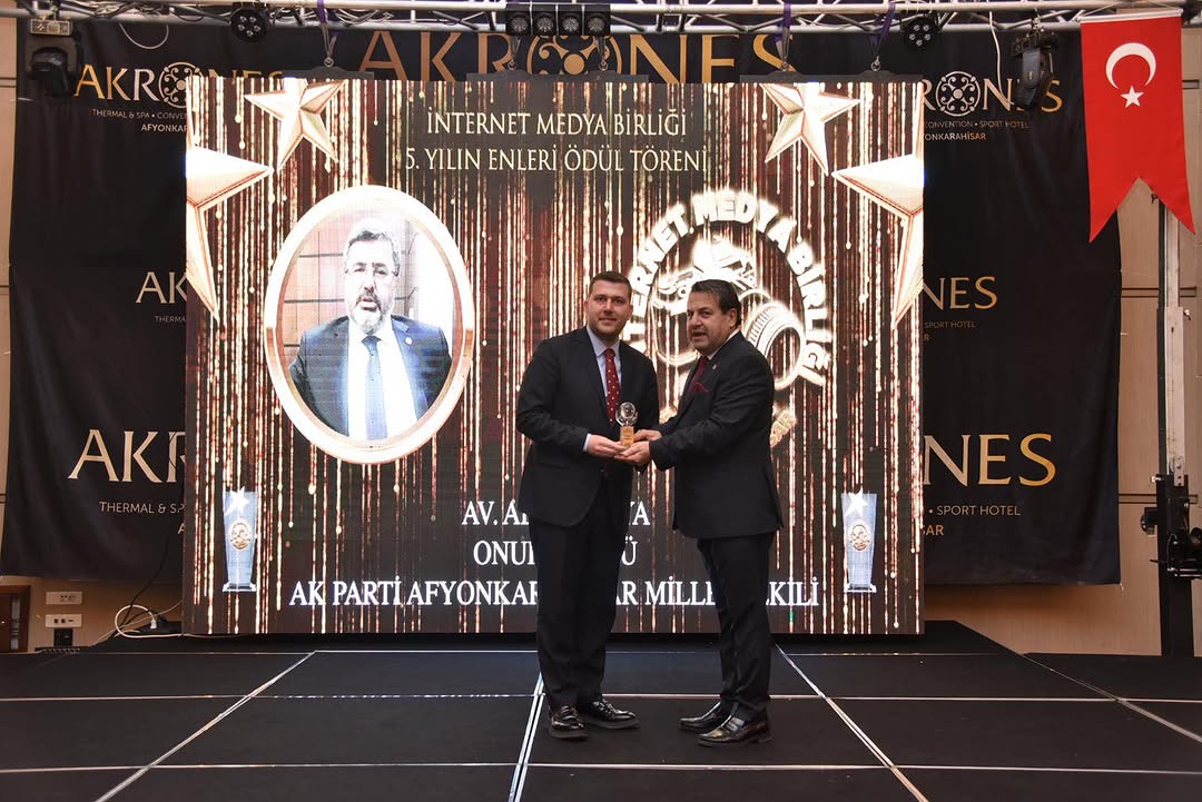 Ak Parti Afyonkarahisar Milletvekili Ali Özkaya'ya Onur Ödülü