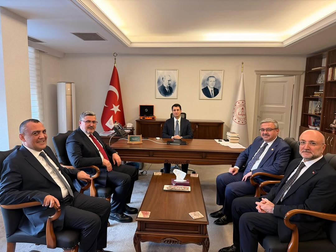 Ak Parti Ankara İl Başkanı Turgay Şahin'den Millî Eğitim Bakan Yardımcısı Muhammet Bilal Macit'e Ziyaret