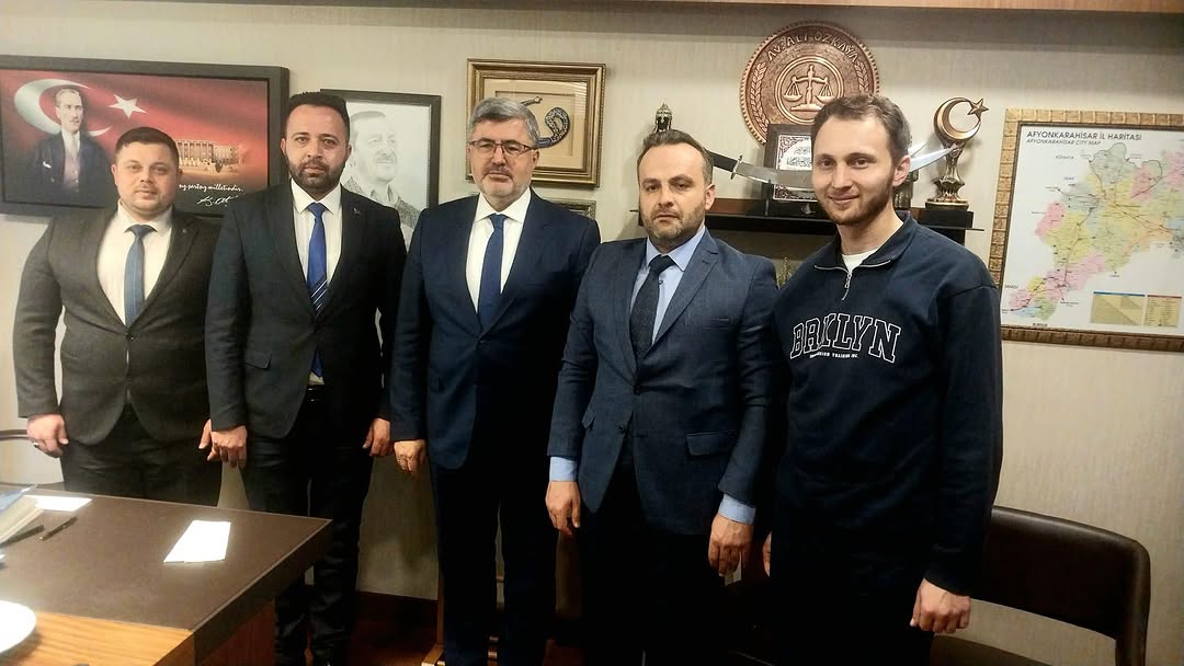 AK Parti Şuhut'tan Gazi Meclisi Ziyareti