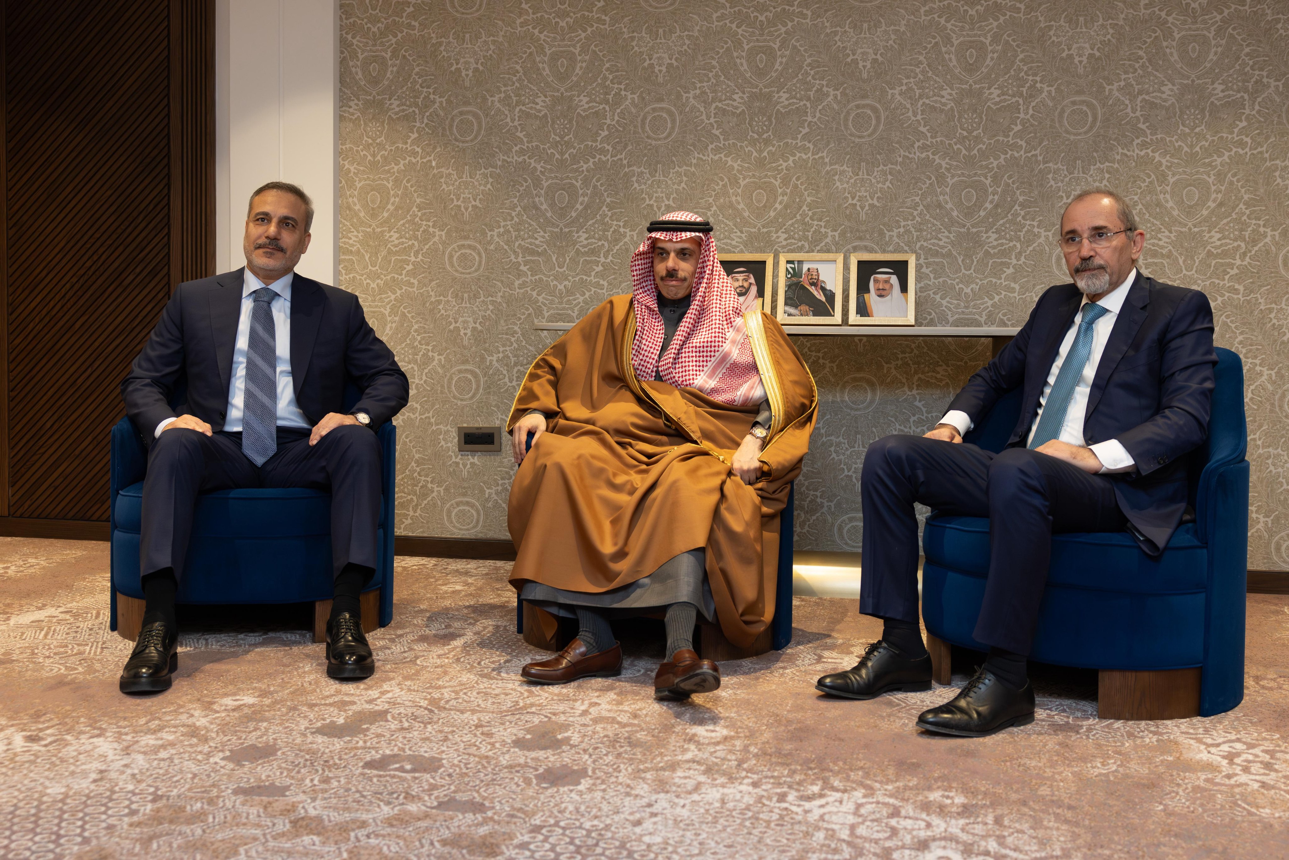 Bakan Hakan Fidan Riyad'da Toplandı