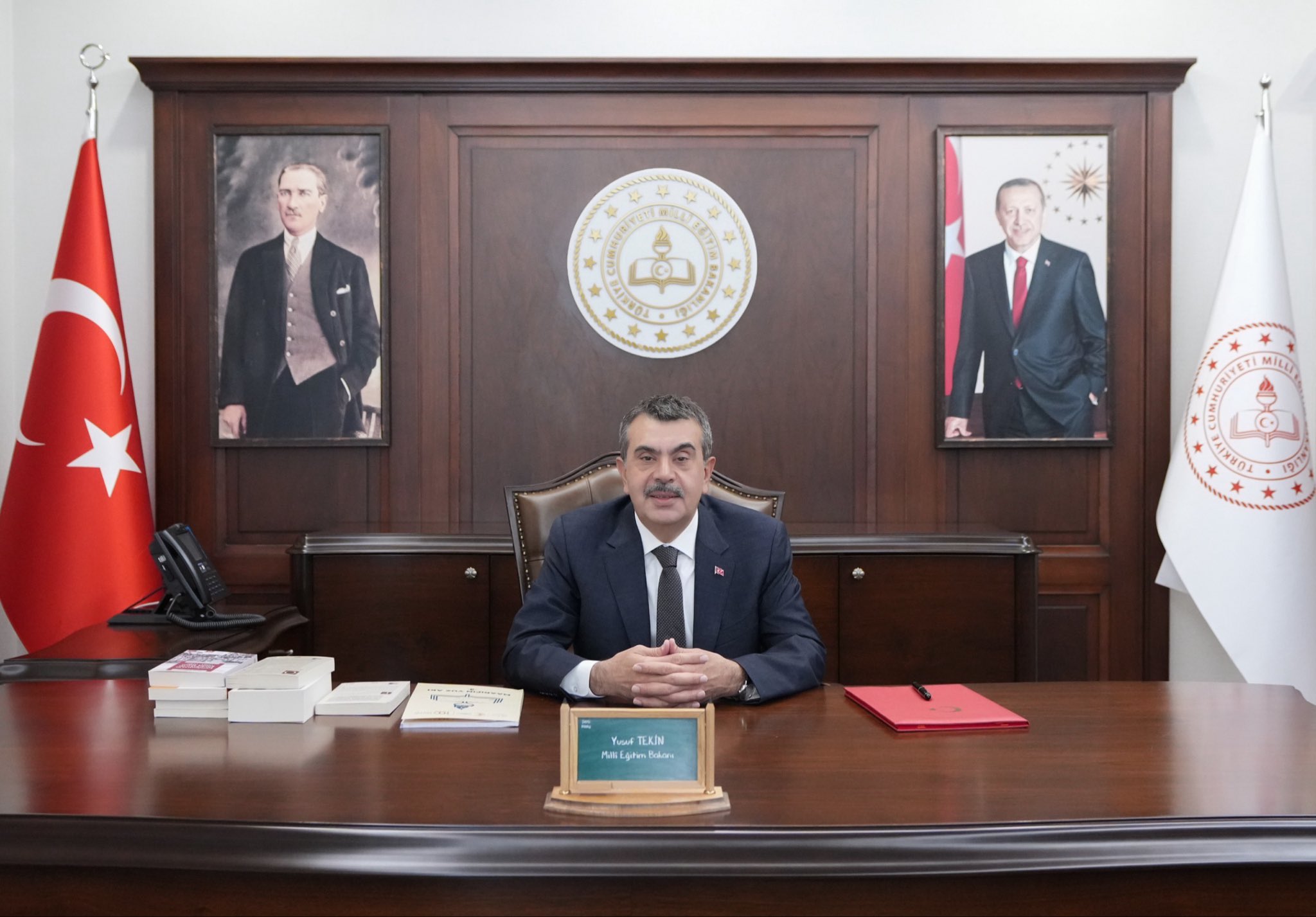 Bakan Tekin'den 19 Mayıs Mesajı