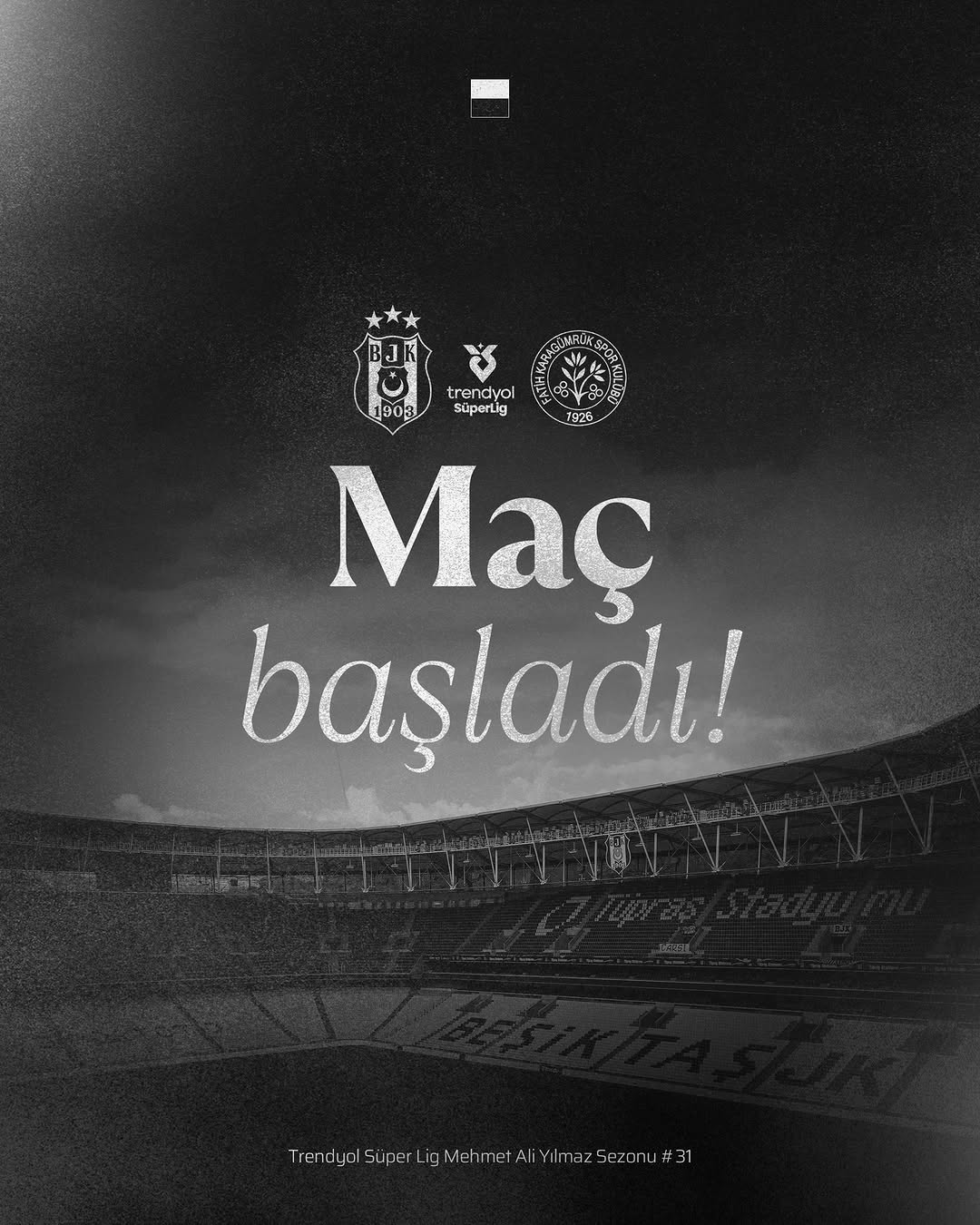 Beşiktaş'ın Maçı Başladı, Taraftarlar Coşkuyla Destekliyor!
