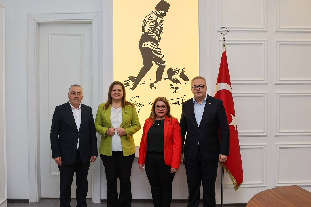 CHP Afyonkarahisar İl Başkanlığı'ndan Belediye Başkanı Köksal'a Ziyaret