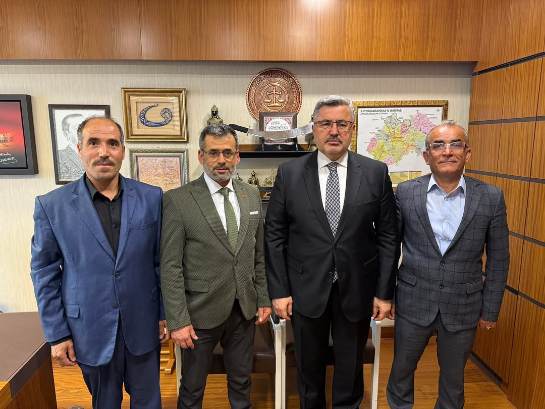 Dinar Haydarlı Belediye Başkanı ve Heyeti Gazi Meclisinde Ağırlandı