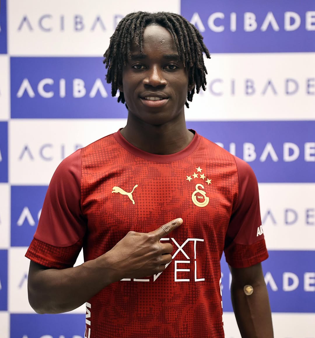 Galatasaray'ın Yeni Transferi Renato Nhaga, Acıbadem Sağlık Maslak Hastanesi'nde Sağlık Kontrolünden Geçti
