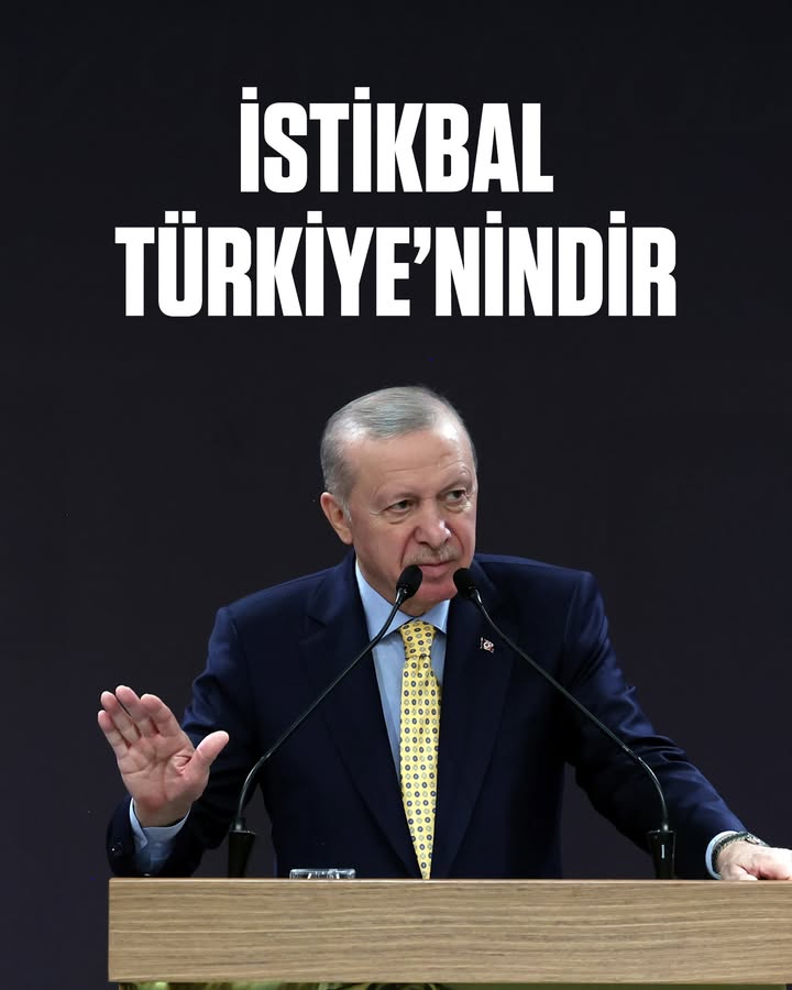 Güçlü dış politikasıyla, güçlü ekonomisiyle, güçlü savunma sanayisiyle, güçlü askerî kapasitesiyle, hepsinden önemlisi güçlenmiş...