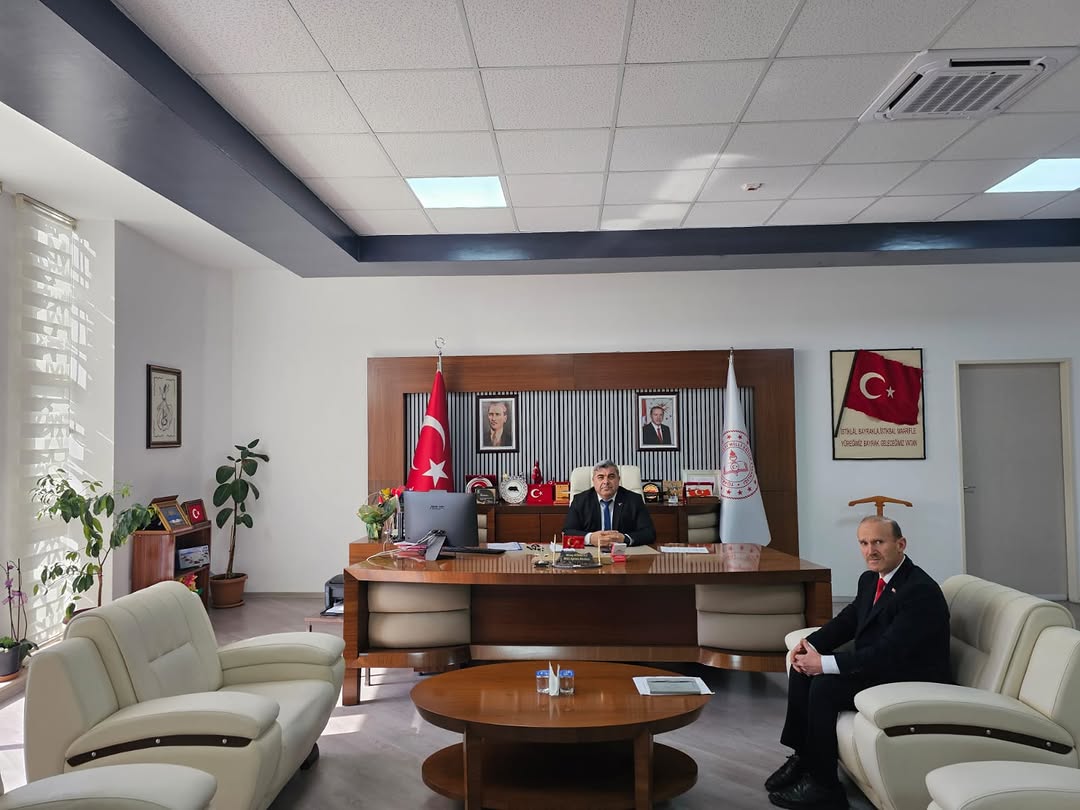 Hocalar İlçe Milli Eğitim Müdürü Nazif Sarı, İl Milli Eğitim Müdürü Miraç Sünnetci'yi Ziyaret Etti