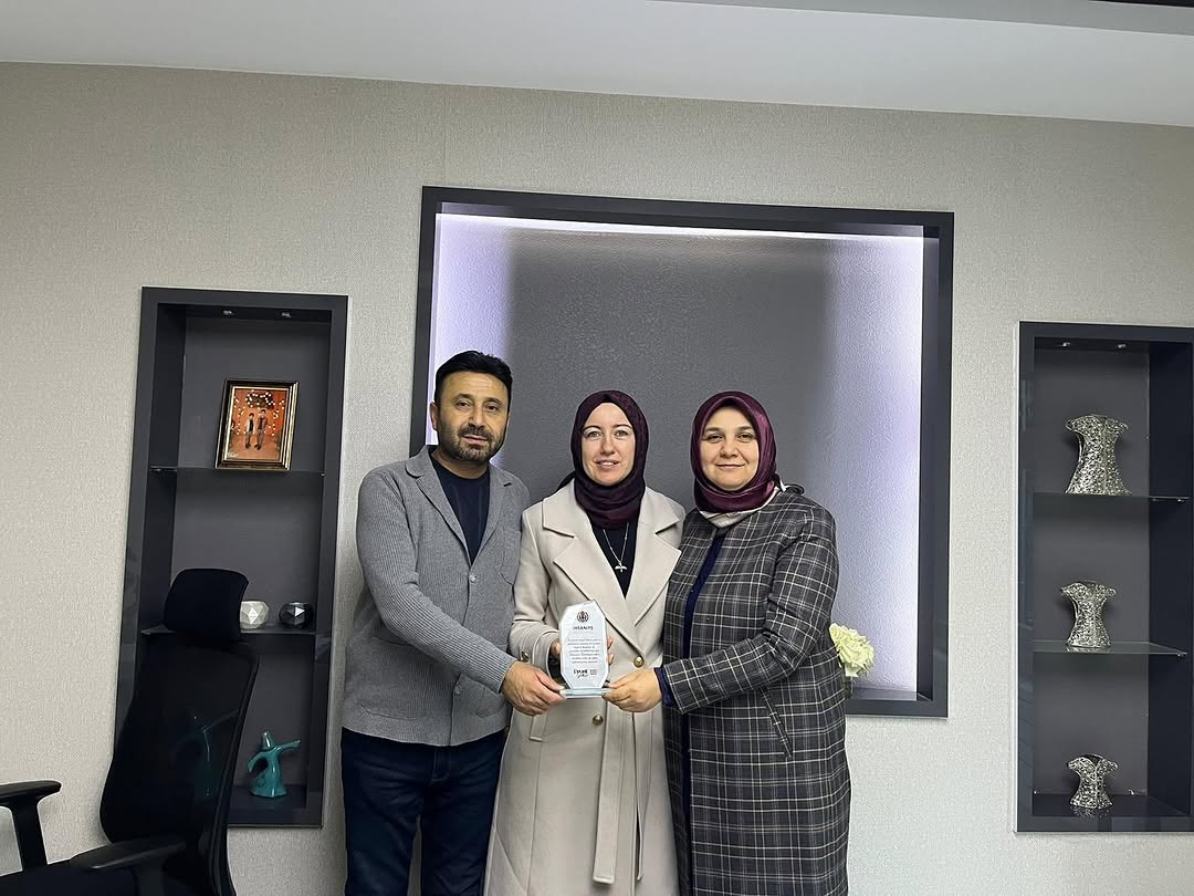 İhsaniye Belediyesi'nden Sultan & Mehmet AKPINAR Çiftine Teşekkür Ziyareti