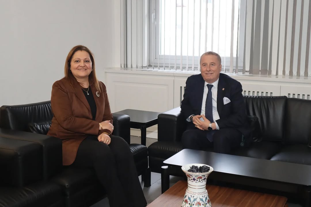 Iyi Parti Afyonkarahisar Milletvekili Hakan Seref Olgun'dan Afyonkarahisar Belediye Baskani Burcu Koksal'a Ziyaret