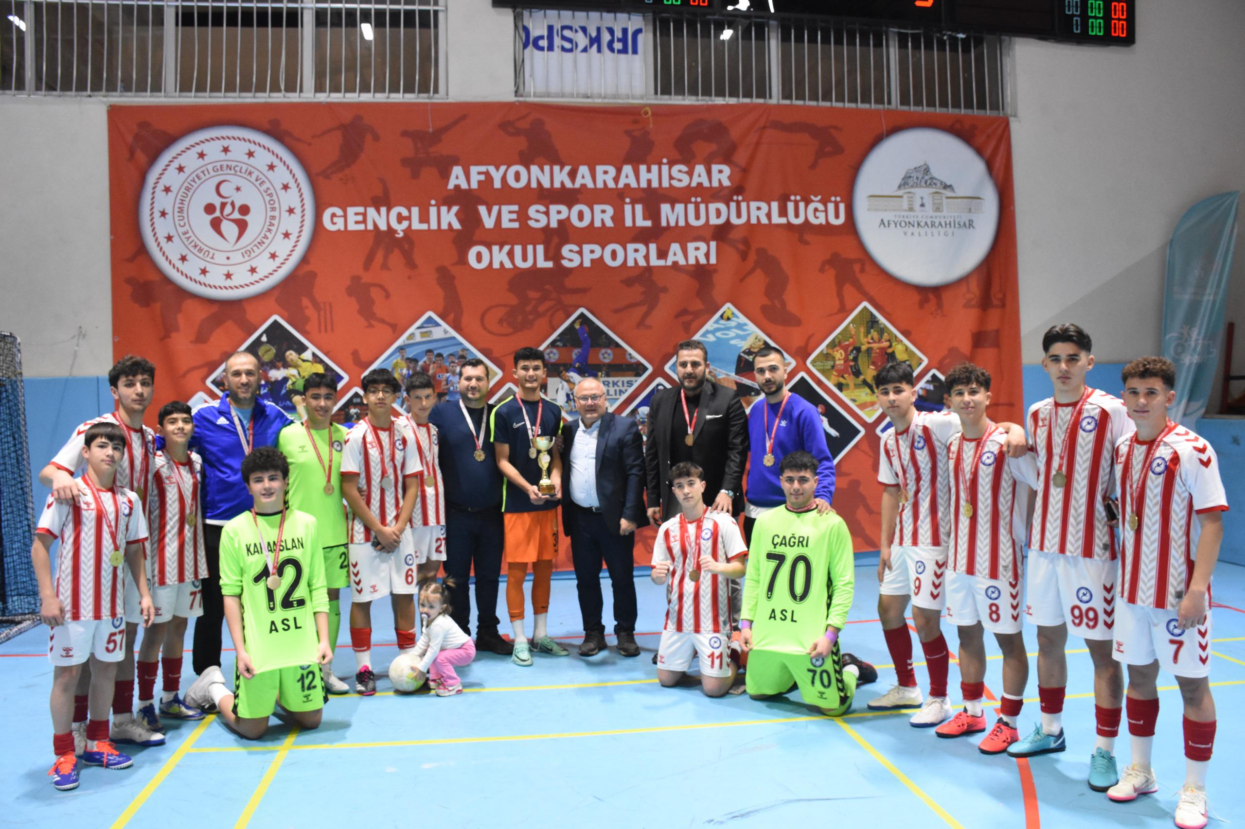Okul Sporları Futsal ve Futbol Müsabakaları Tamamlandı