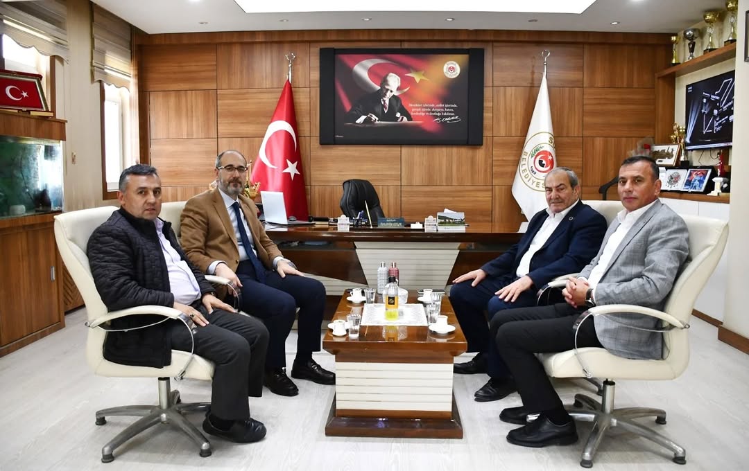 Susuz Beldesi Sağlık Hizmetlerinde İş Birliği: İl Sağlık Müdürü ve Belediye Başkanı Buluştu