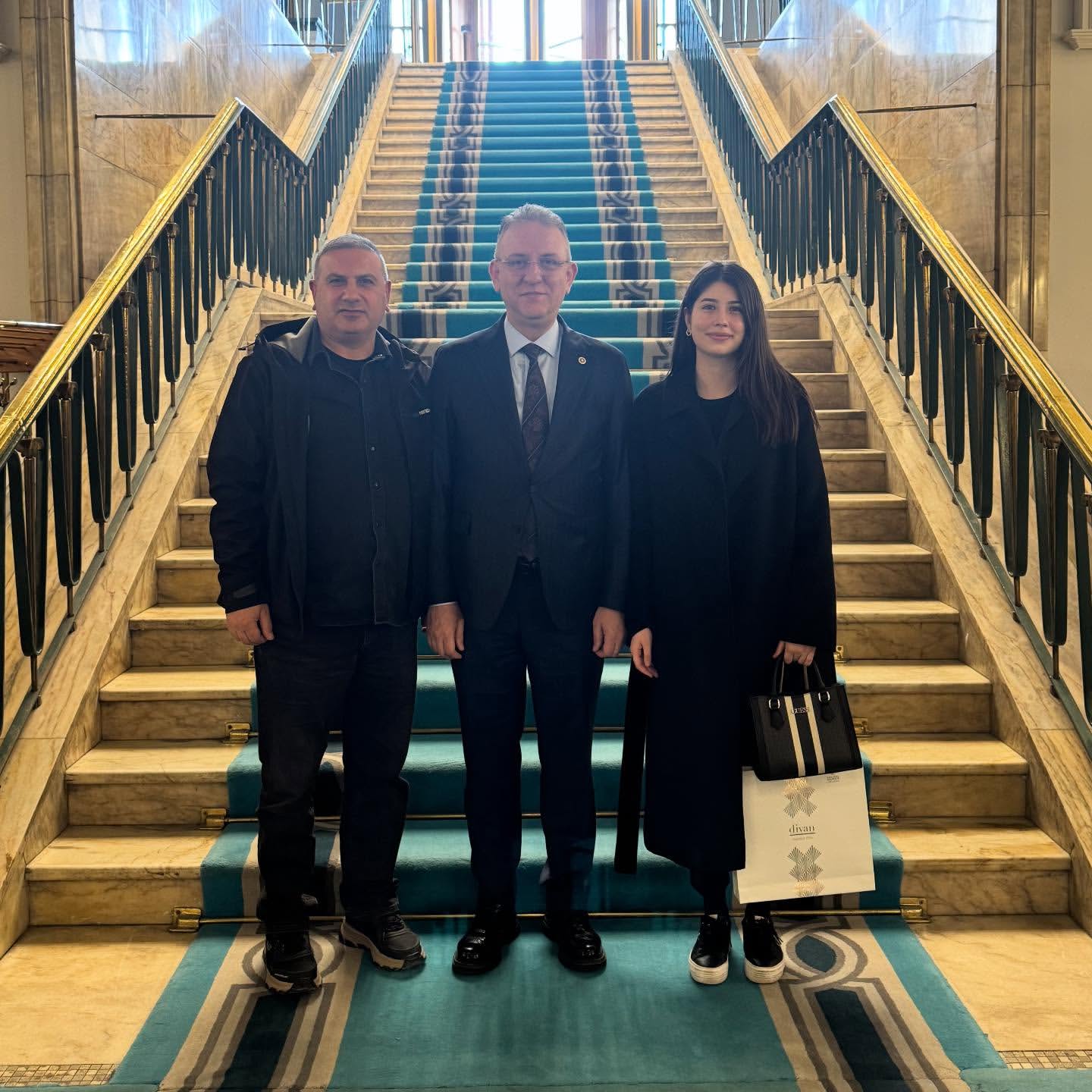 TBMM'de Duygusal Anlar: Haydar ve Ecem Sevil Mecliste Ağırlandı