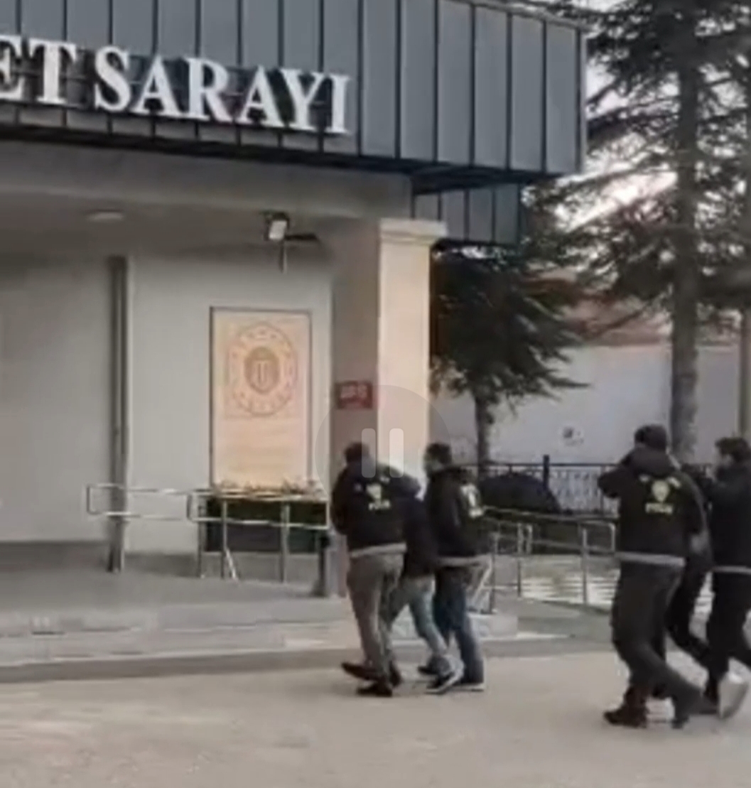 Telefon Dolandırıcılığı Operasyonu: 490 Bin TL’lik Vurgunda 2 Şüpheli Yakalandı