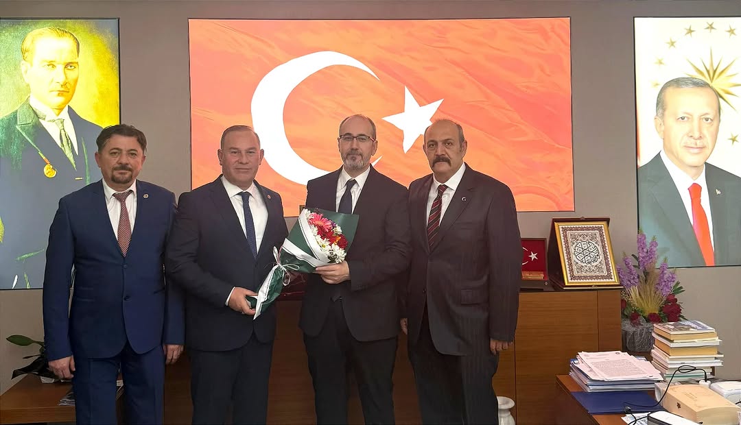 Türk Sağlık-Sen Afyonkarahisar Şube Başkanı Tıp Bayramı'nı Kutladı