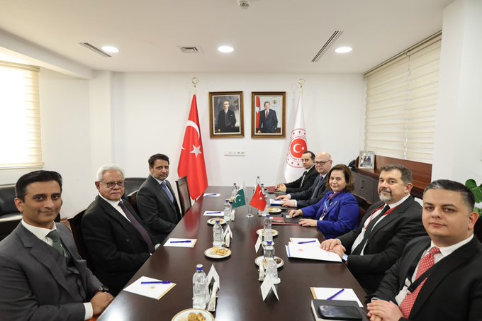 Türkiye-Pakistan İlişkileri Gelişiyor