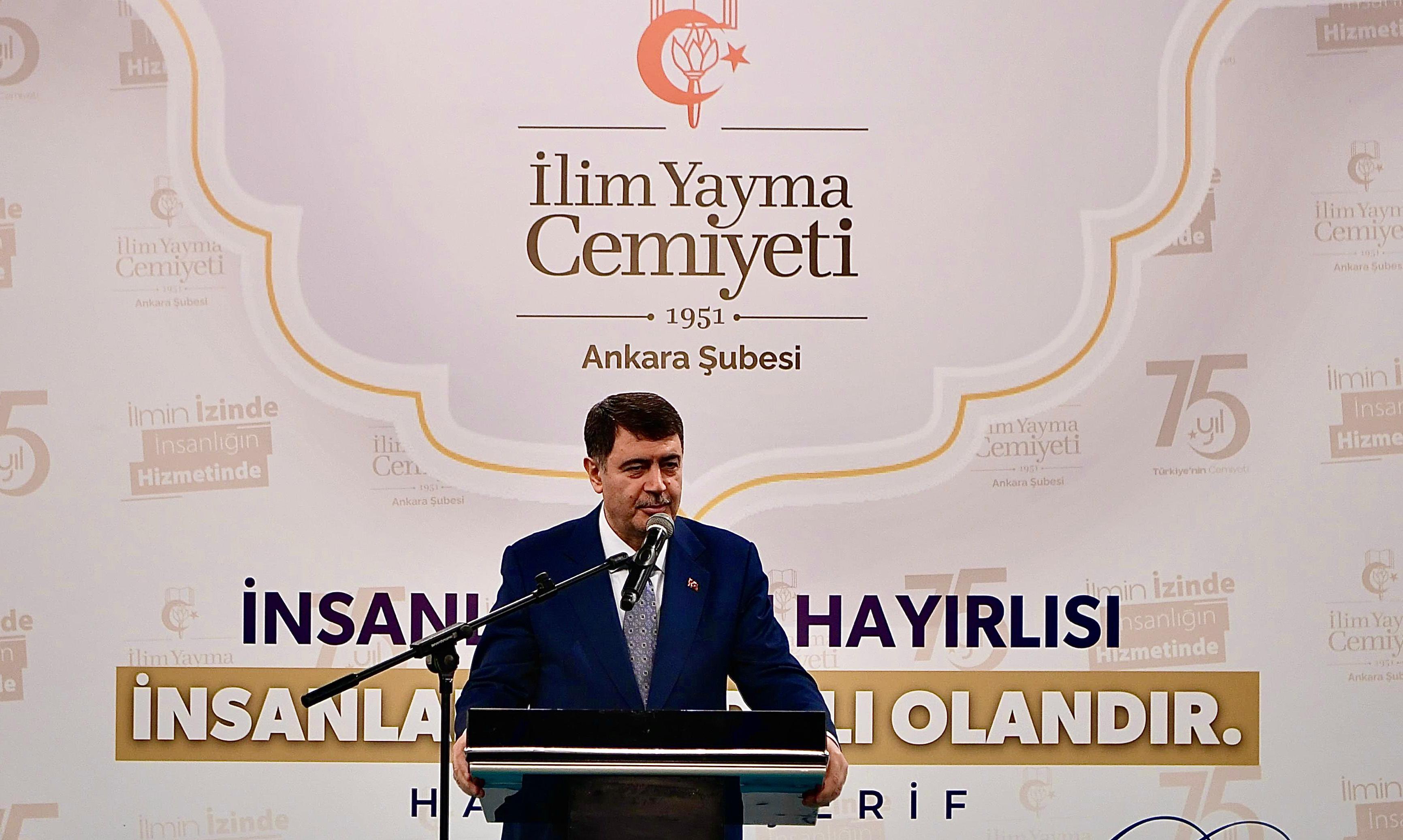 Vali Şahin İftar Programına Katıldı