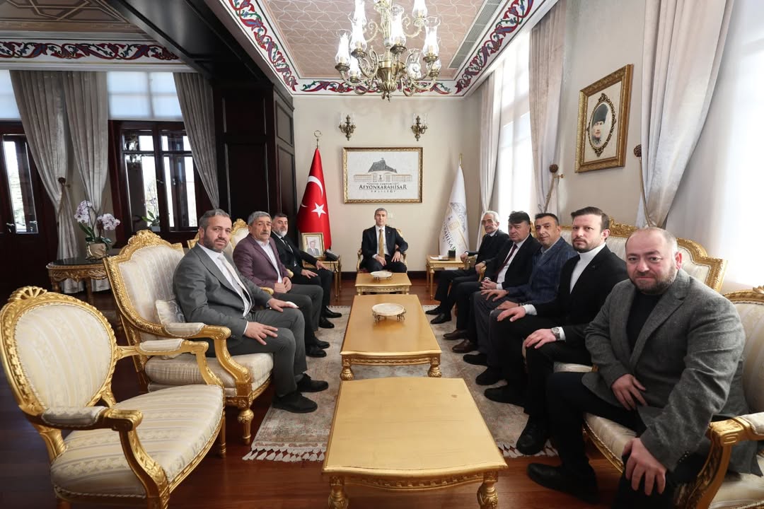 Valimiz Dr. Naci Aktaş, Afyonkarahisar'daki Esnaf Odaları Başkanlarıyla Bir Araya Geldi