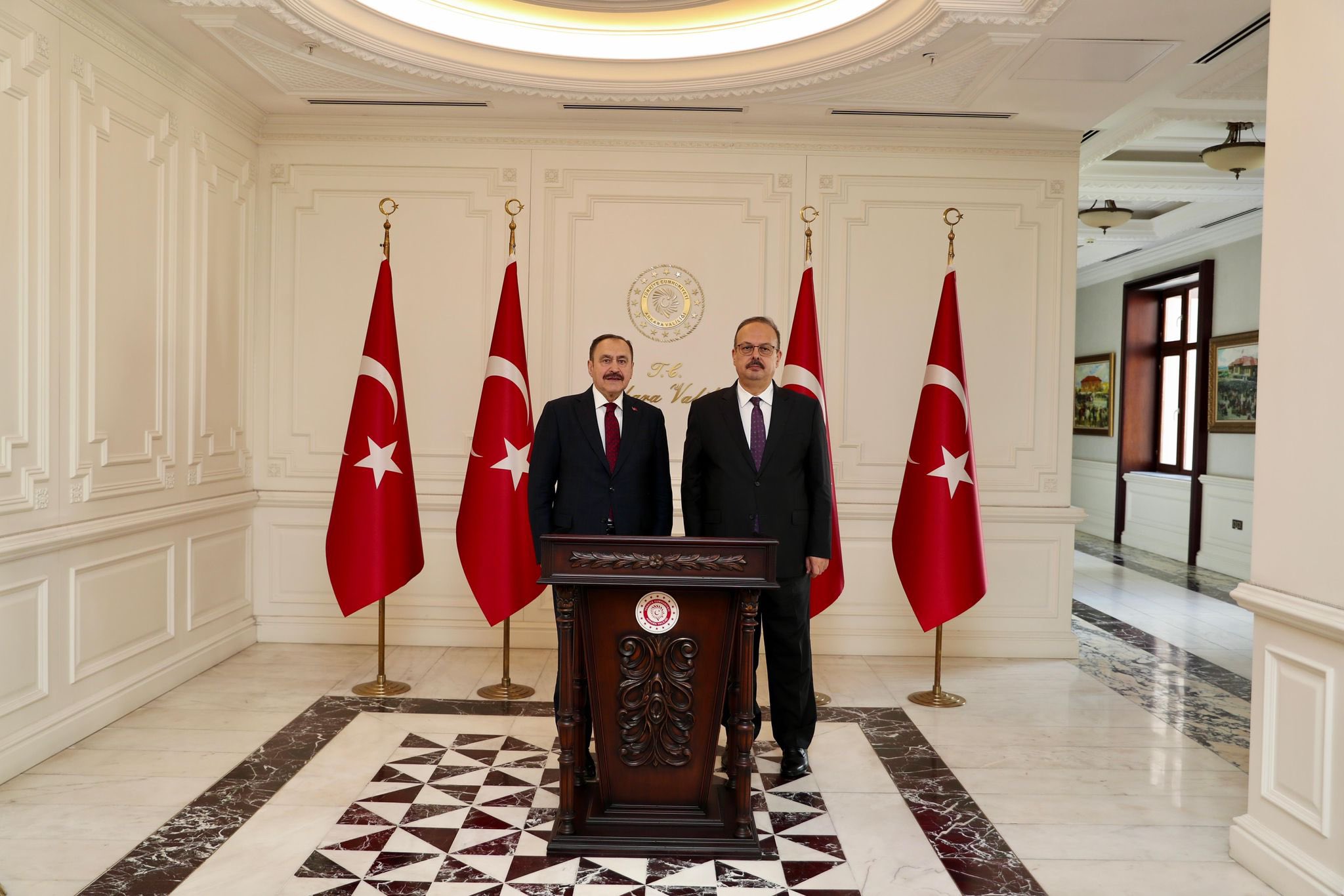 Veysel Eroğlu, Valilikte Canbolat'ı Ziyaret Etti