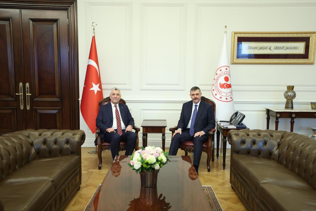 Yeni İçişleri Bakanı'na Ziyaret