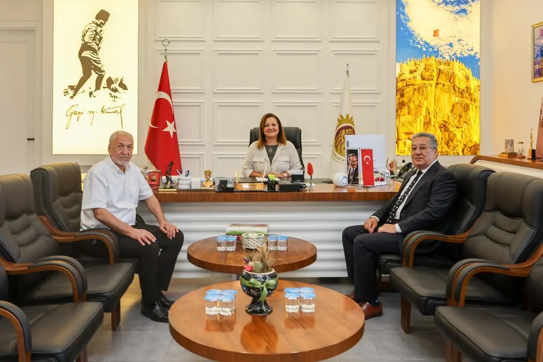 Afyonkarahisar Belediye Başkanı Burcu Köksal, Kadir Okyar ve Kamil Ay İle Görüştü
