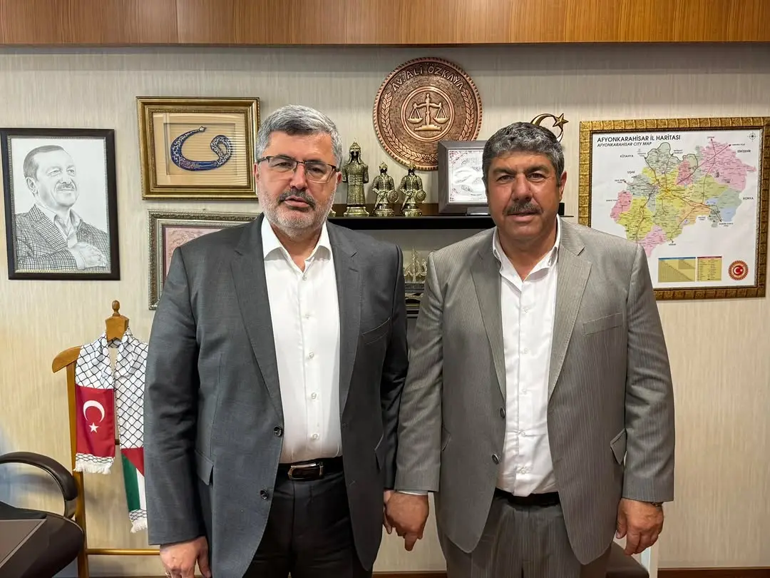 Ak Parti Milletvekili Ali Özkaya, Vedat Kocatürk'ü Gazi Meclis'te Misafir Etti