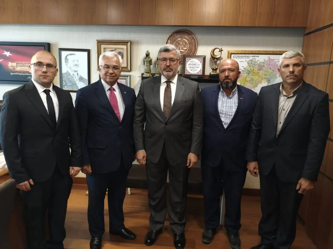 AK Parti Sinanpaşa İlçe Başkanı İsmail Aktürk Gazi Meclisinde Misafir Edildi