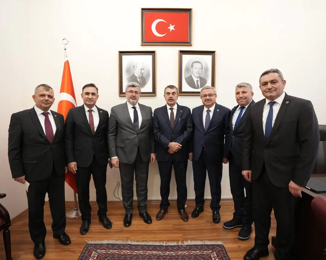 Millî Eğitim Bakanı Yusuf Tekin ve AK Parti Milletvekillerinin Gazi Meclisi Ziyareti