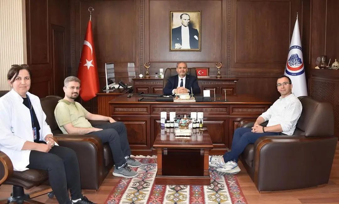 Rektörümüz Prof. Dr. Adem Aslan, PharmAFSU İlaç Araştırmaları Merkezi'ni Ziyaret Etti