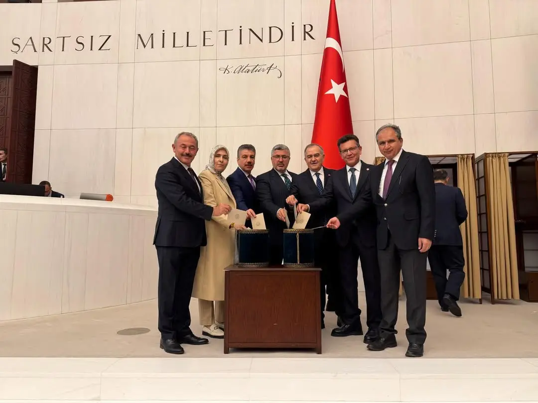 TBMM Genel Kurulu'nda Yeniden Seçilen Metin Yener'i Tebrik Ediyoruz
