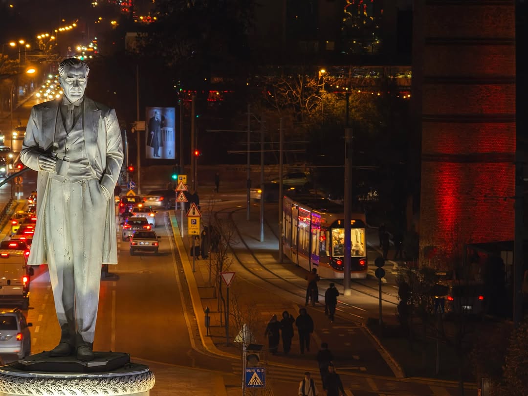 Eskişehir'de Atatürk'ün İzinde Yürüyüş Devam Ediyor