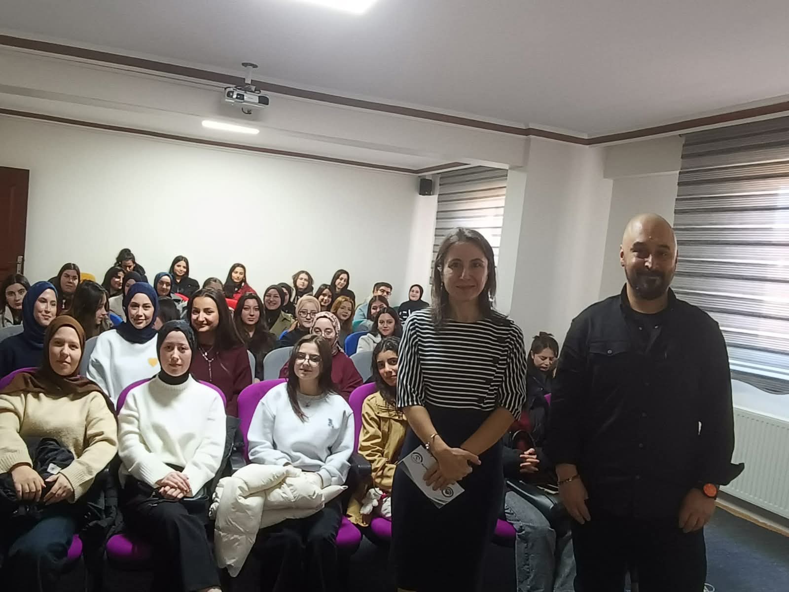 Şuhut Kadın Kültür Evi’nde Bağımlılıkla Mücadele Etkinliği Düzenlendi